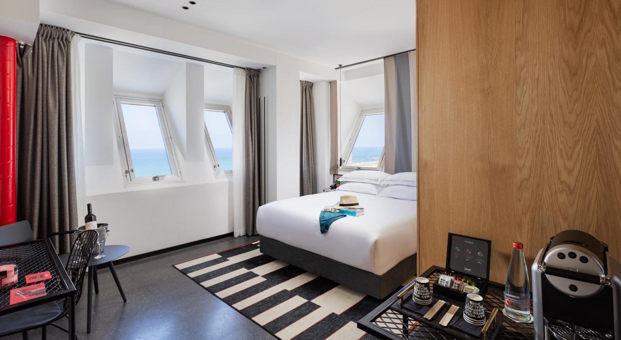Brown Brut Seafront Hotel, A Member Of Brown Hotels Tel-Aviv Kültér fotó